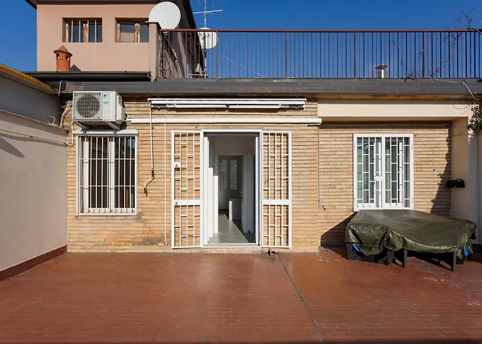 Amazing Terrace In Milan-via Strambio Studi